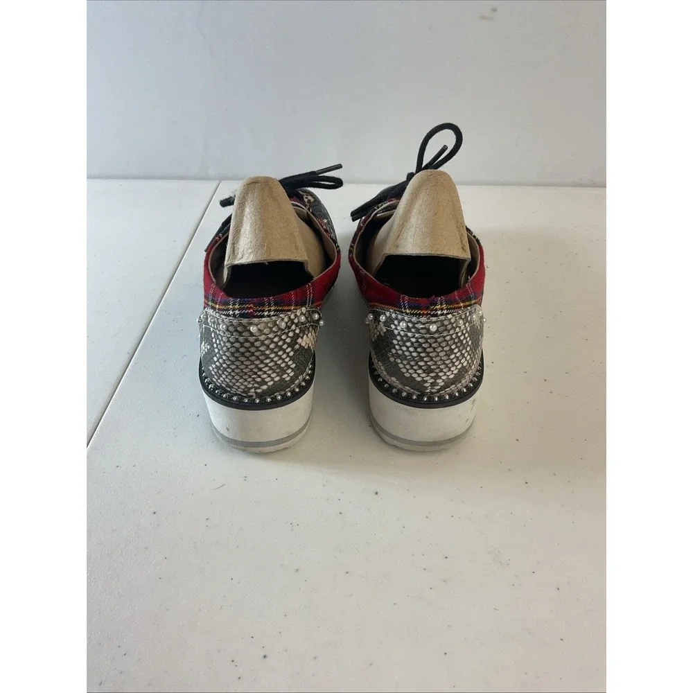 Betsey Johnson Marti Platform‎ Oxford Shoes 8M Leopard Heart Pearl Studs